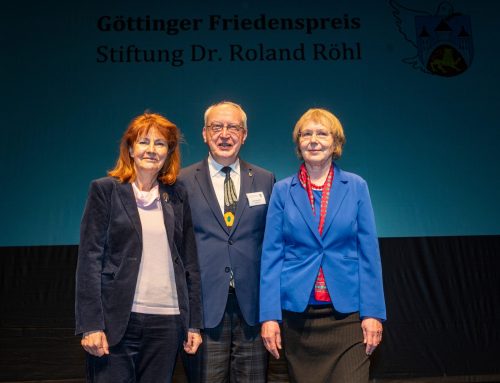 Hanne-Margret Birckenbach erhält den Göttinger Friedenspreis